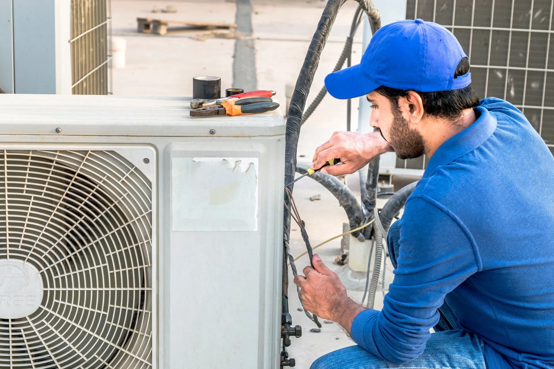Top 5 Signs Your HVAC System Needs Maintenance